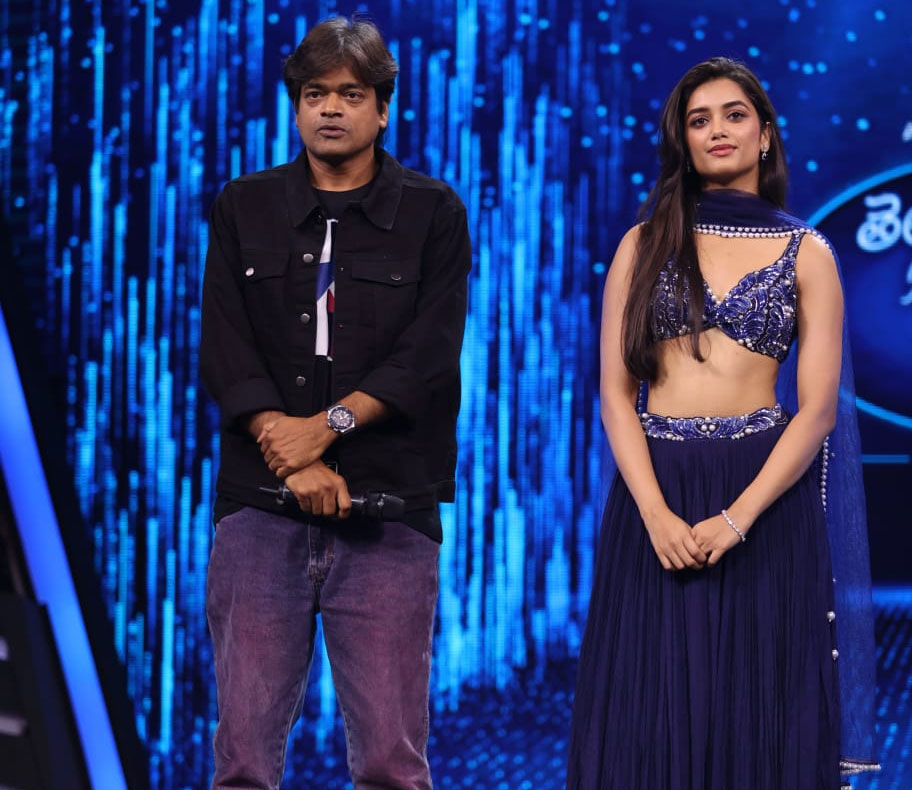 Harish Shankar unveils Mr. Bachchan song glimpse on Telugu Indian Idol 3