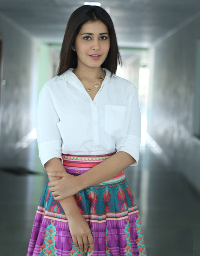 Heroine Raashi Khanna