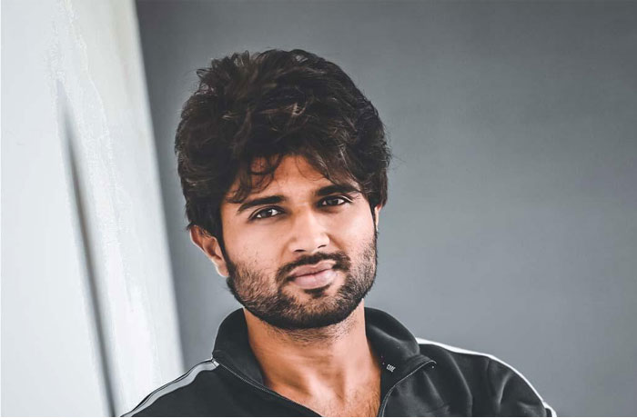 Injustice to Deverakonda on Corona Charity