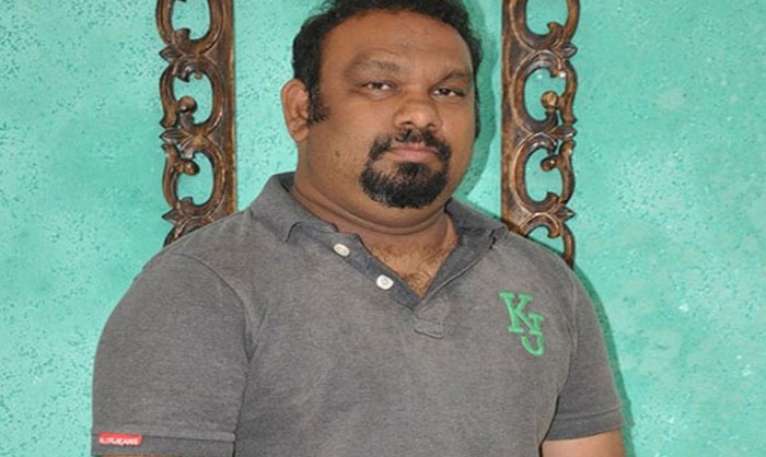 Kathi Mahesh Loses Intelligence?