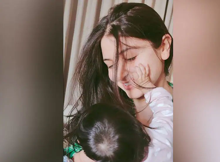 Kohli's Heart Touching Post on Women's Day