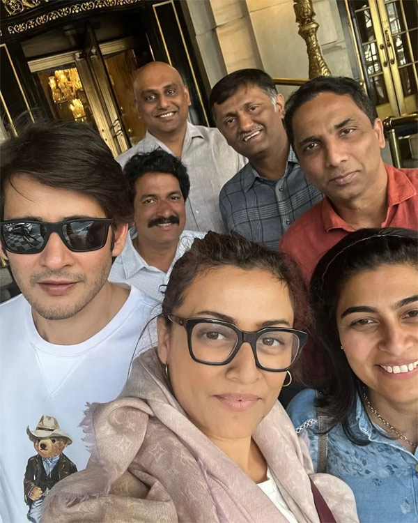  Mahesh Babu enjoying a vacation in NewYork