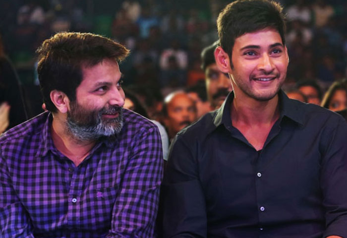 Mahesh's Birthday Wishes to Director Trivikram