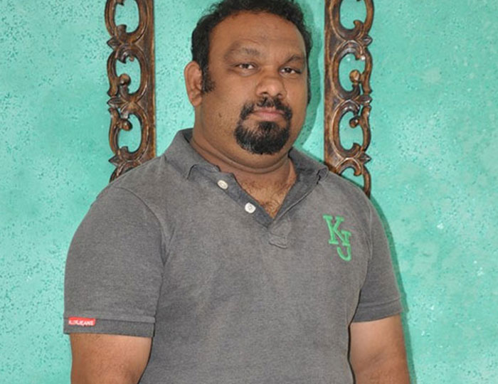 Mahesh Kathi Hired People to Get Beaten?