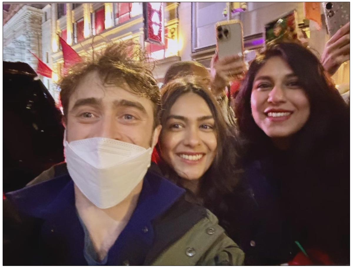 Mrunal shares selfie with Daniel Radcliffe