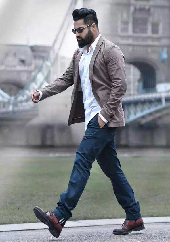 Naannaku Prematho's Softness Troubles to Story?