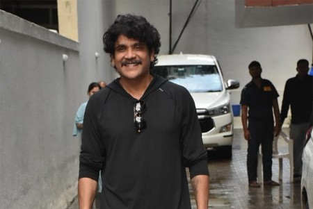 Nagarjuna's presence at Dharma Productions trigger rumours