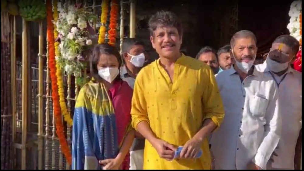 Nagarjuna visits Tirumala