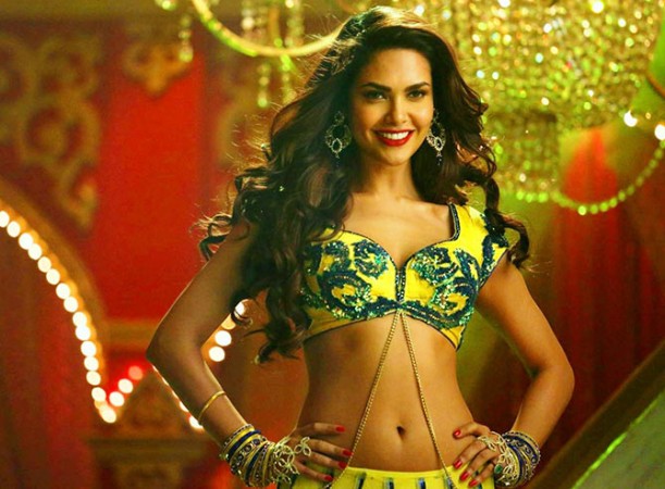 Netizens troll Esha Gupta