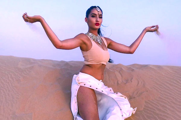 Nora Fatehi In Desert