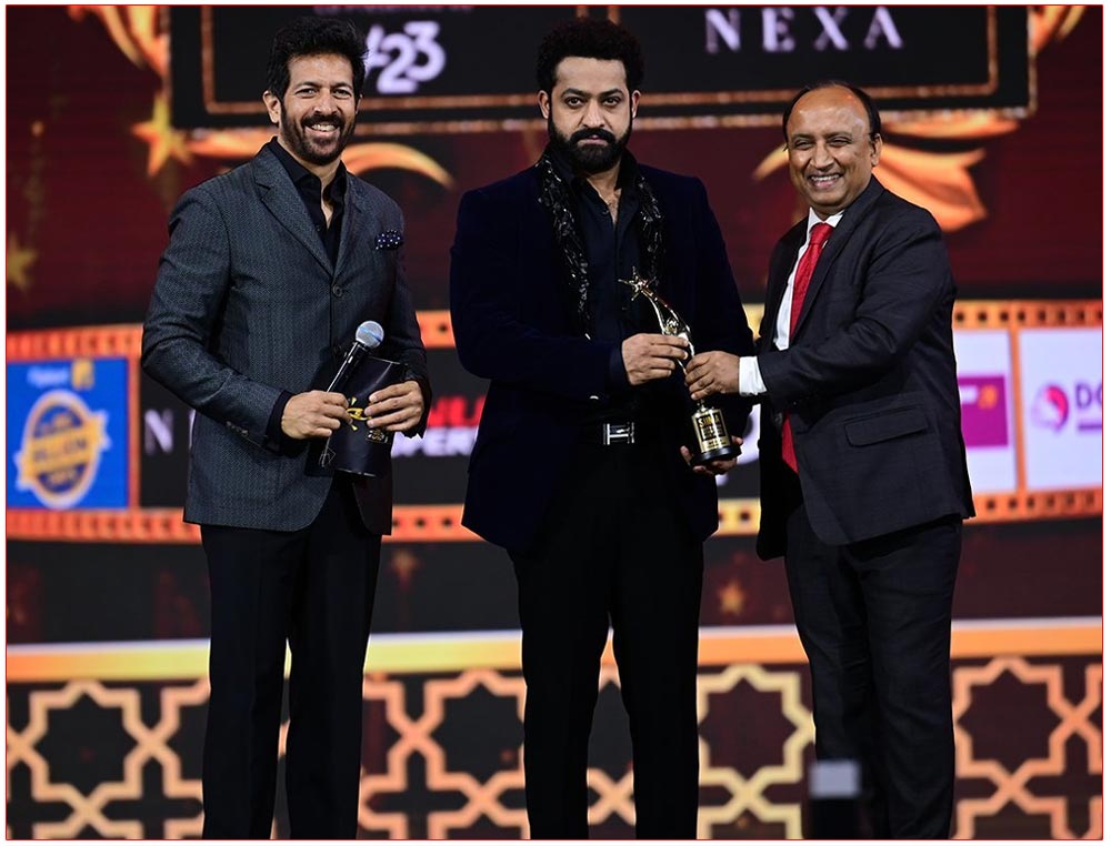 NTR Wins Best Actor Award At SIIMA 2023