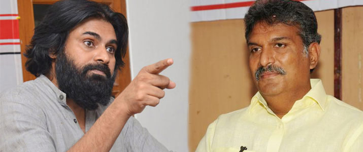 Pawan & Fans Turned Aggressive