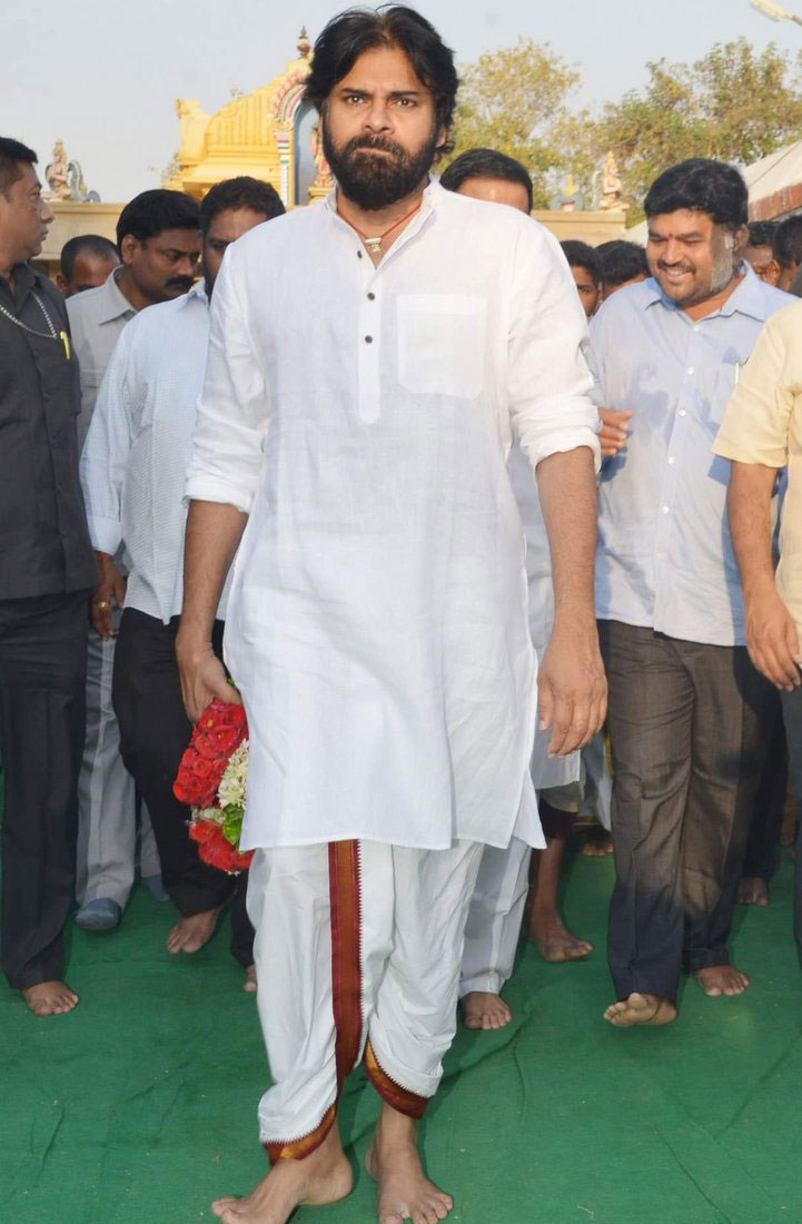 Pawan Kalyan's Challenge to YS Jagan