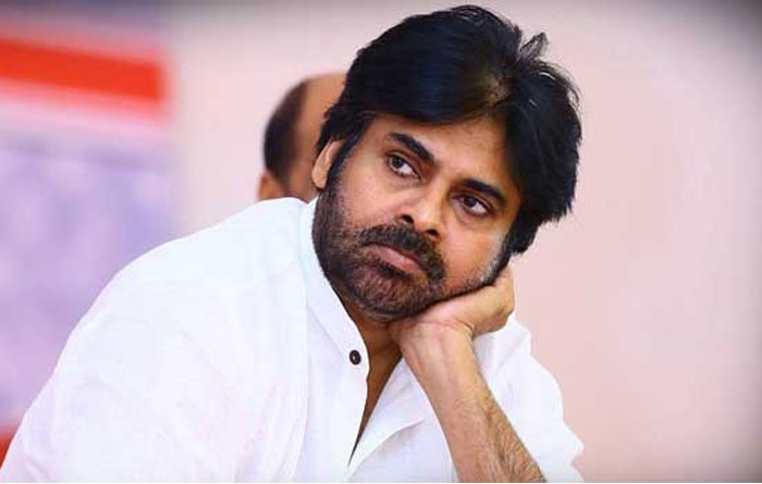 Pawan Kalyan in Pink Remake! Negative Opinion by Fans