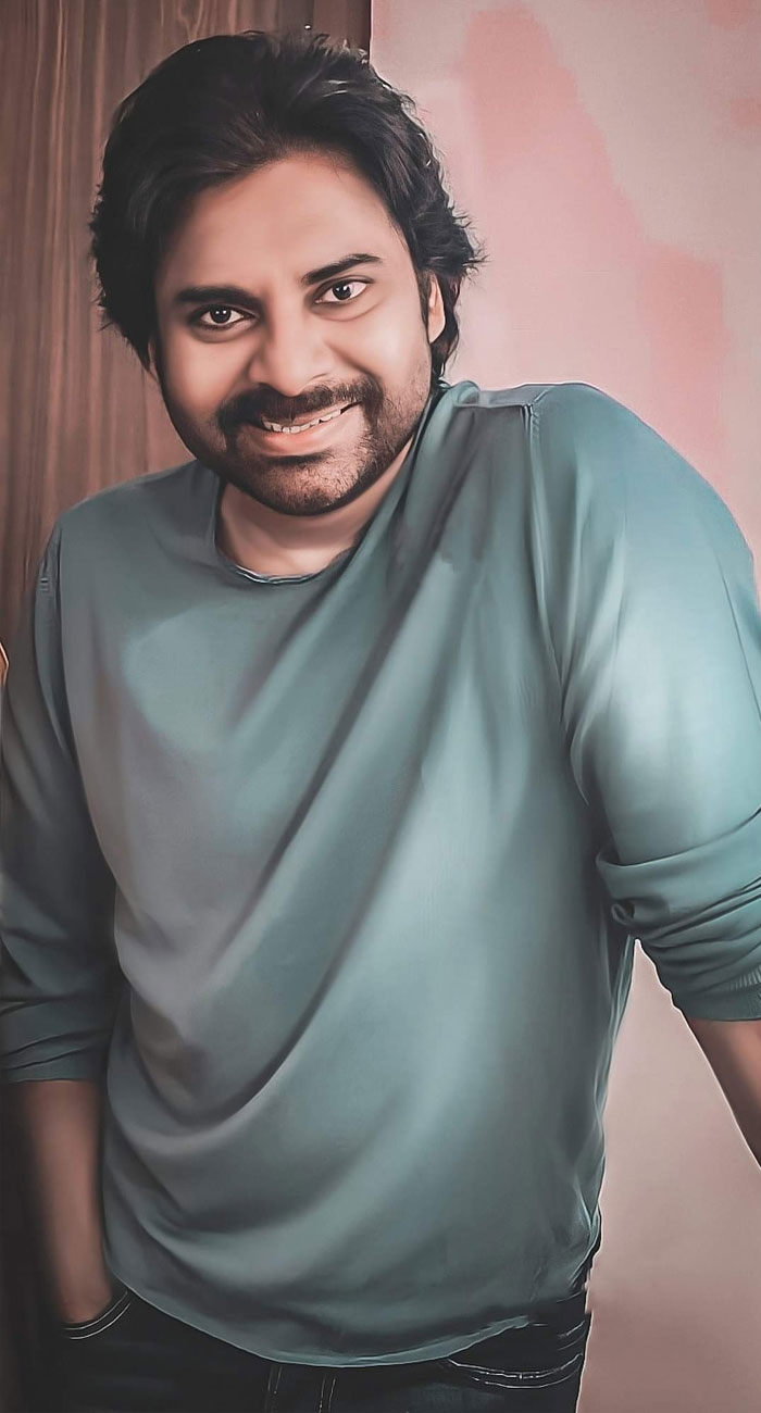 Pawan Kalyan's Latest Look for Vakeel Saab