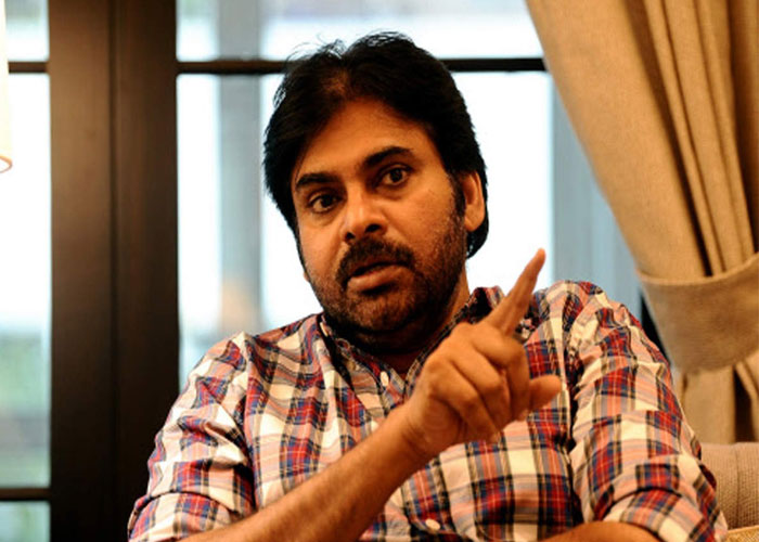 Pawan Kalyan's Public Address at Mandapeta