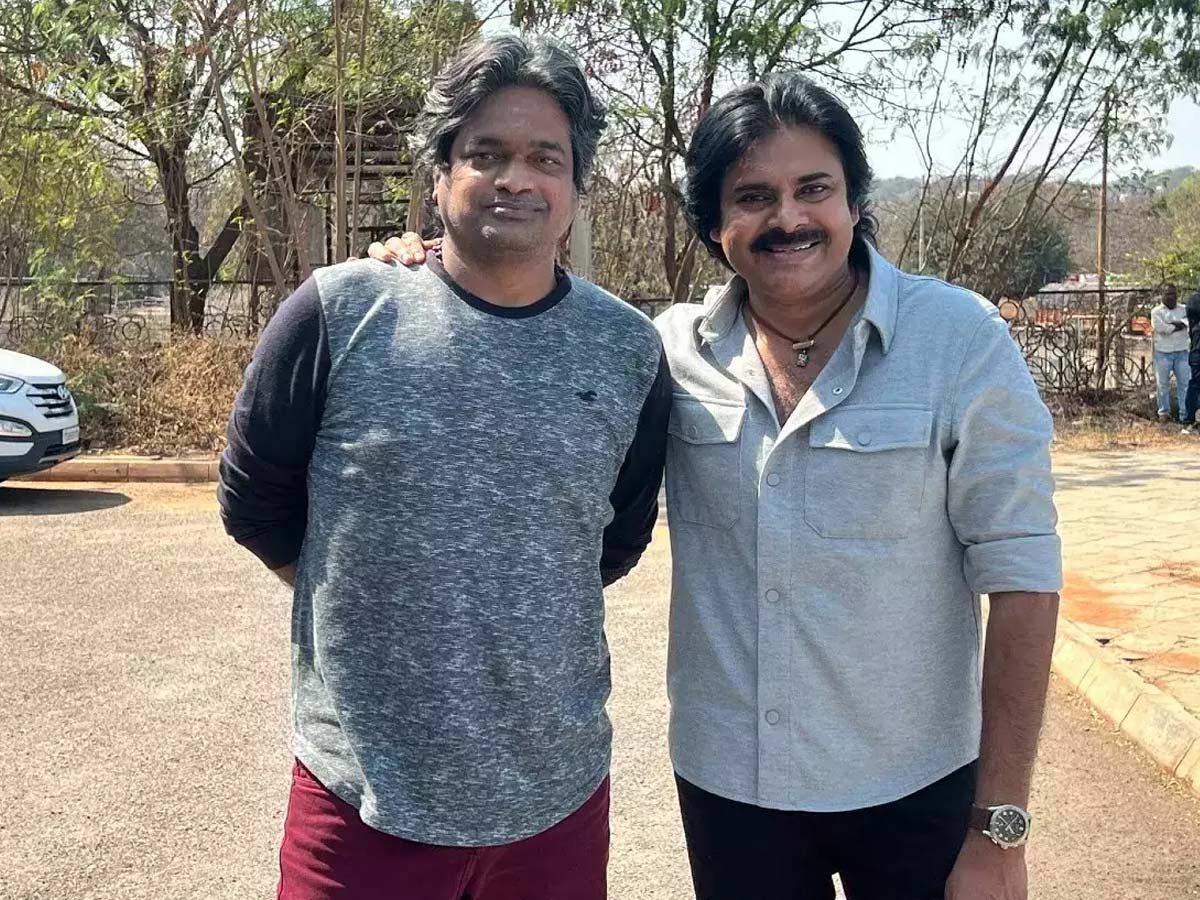 Pawan wishes Ustaad Bhagat Singh director Harish Shankar | cinejosh.com