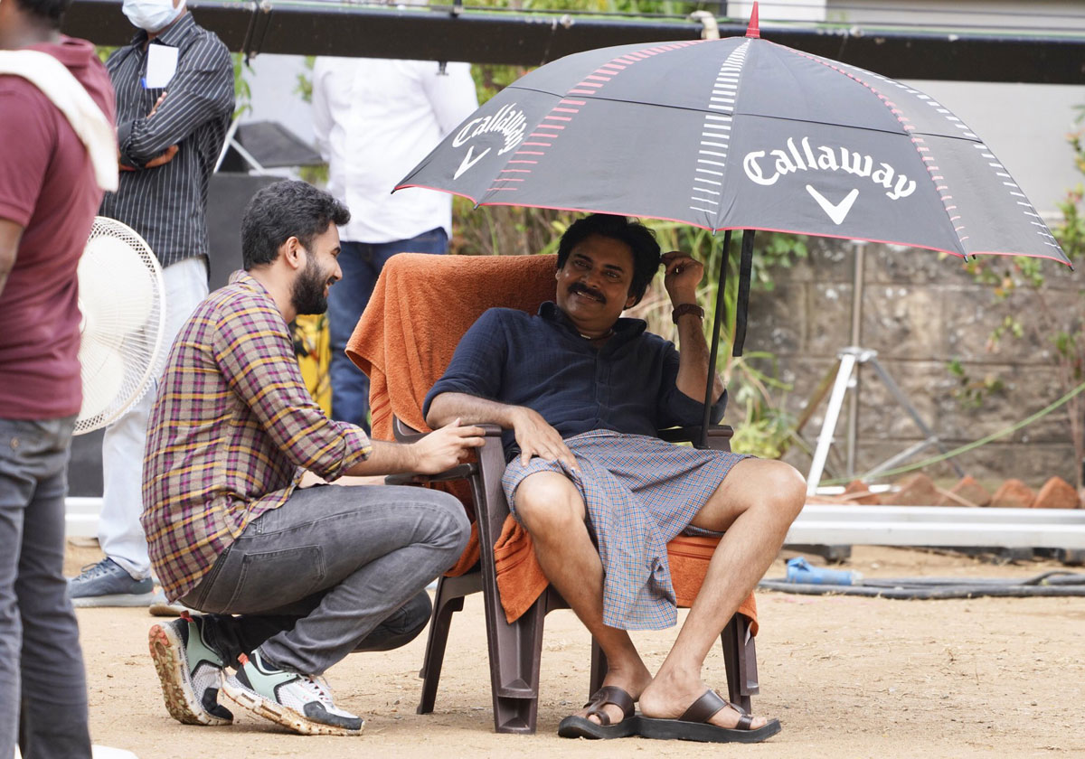 Pawan shooting for Bheemla Nayak in Hyderabad