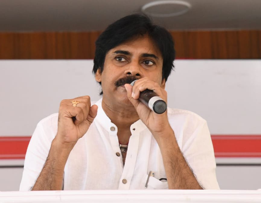 Pawan watches Bheemla Nayak