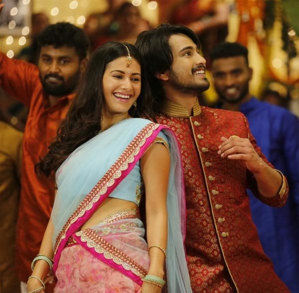 Raj Tharun, Amyra Dastur In Raju Gadu