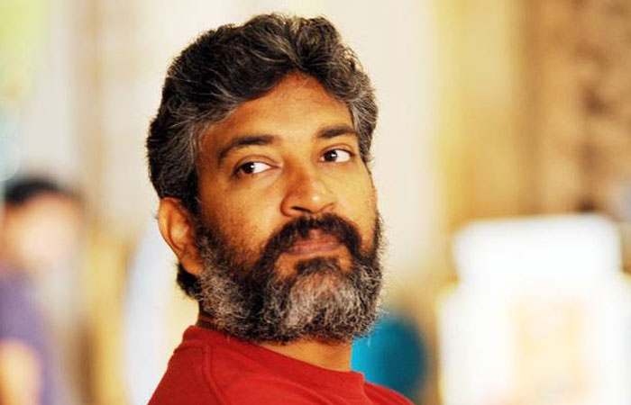 Rajamouli's Blessings to Vijetha team