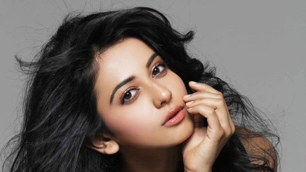 Rakul Preet Singh Becomes Heroine of the Year?