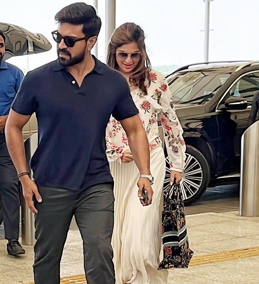 Ram Charan, Upasana snapped at the airport