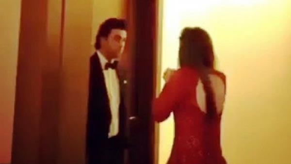 Ranbir Kapoor, Mahira Khan Video Hot In Market