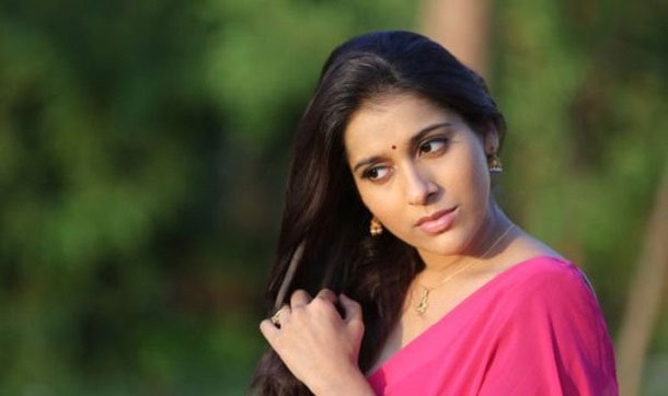 Rashmi Deceived by Antham Director?