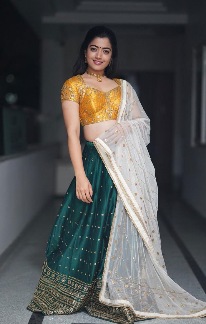 Rashmika Mandanna's Half Sari Look