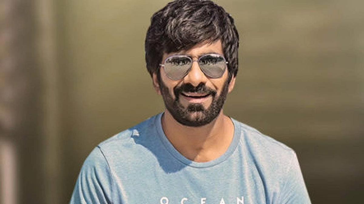 Raviteja sharing screen presence with Upendra