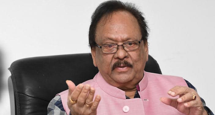 Rebel Star Krishnam Raju passes away