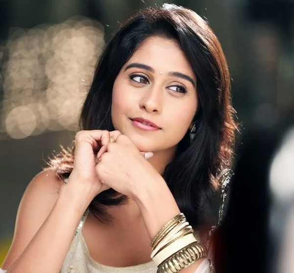 Regina Cassandra About Special Song In Chiranjeevi Acharya