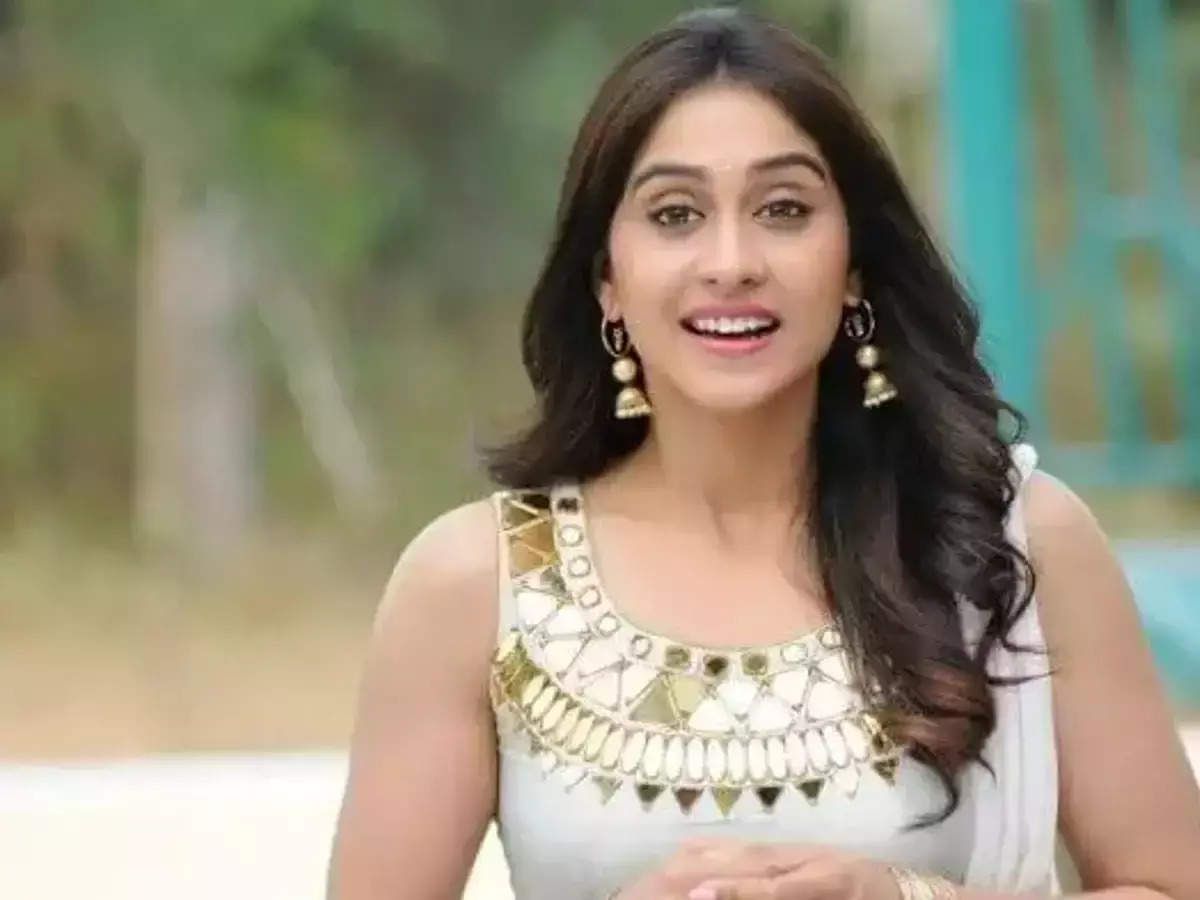 Regina Cassandra thrilled with the Men and Maggie issue