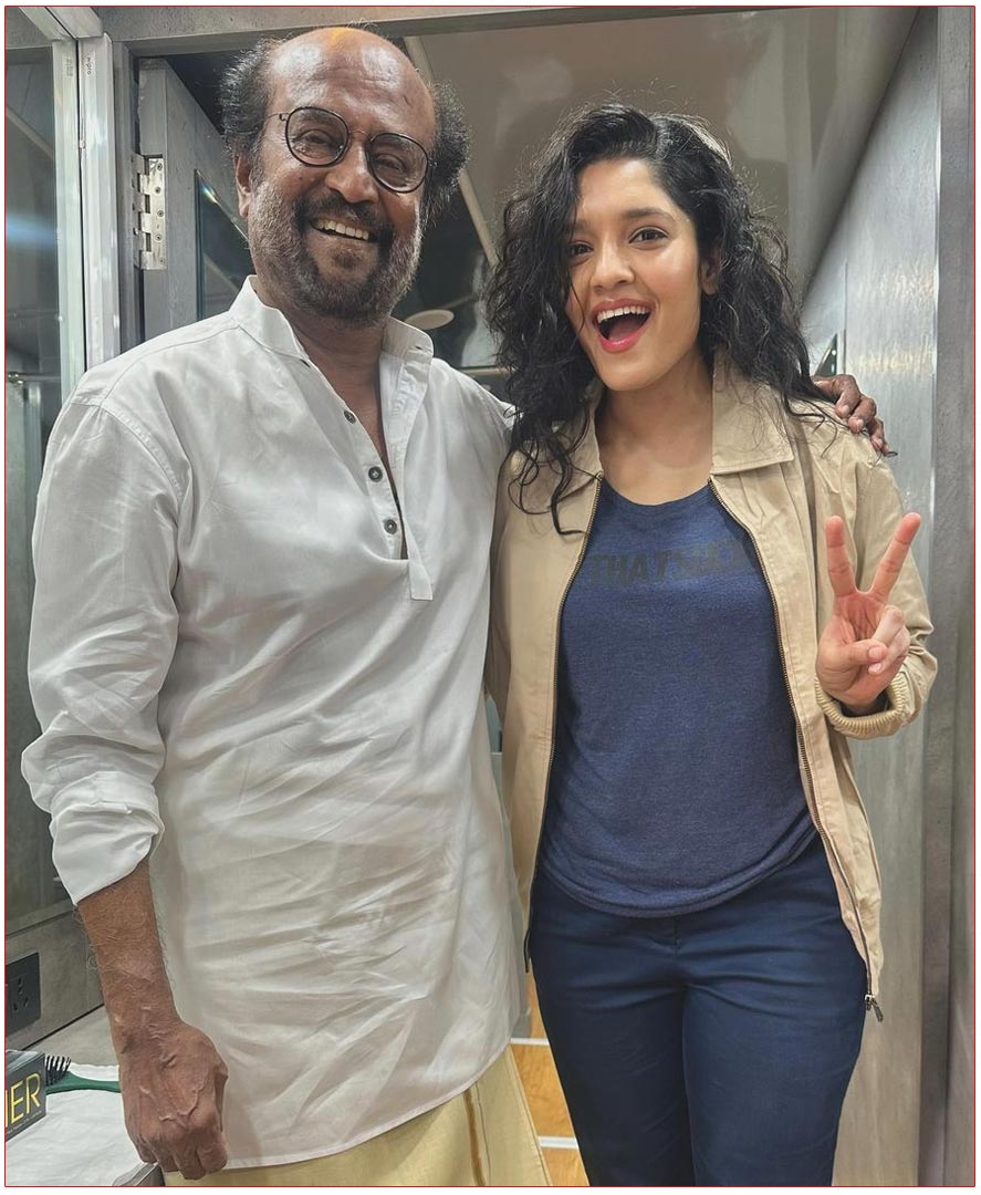 Ritika Singh posted a picture with Rajinikanth 