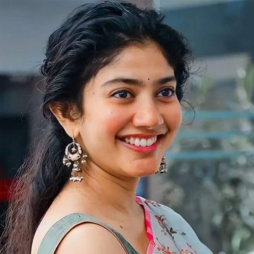 Sai Pallavi Wedding Rumours Trashed By Her Director 