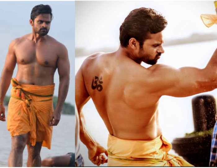 Sai Tej Flaunts Muscles for Prati Roju Pandaage