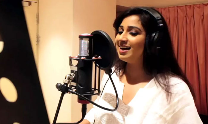 Samajavaragamana Female Cover by Shreya Ghoshal