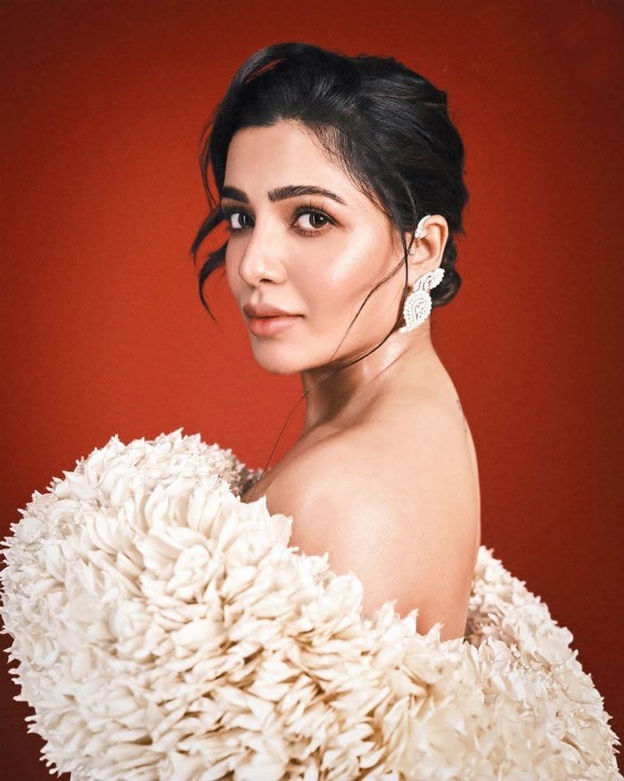 Samantha surprised with her pregnancy