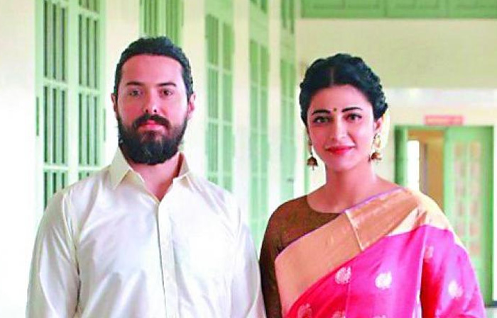 Shruti Haasan calls Michael Corsale her partner