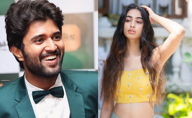 Sini Shetty bowled by Vijay Devarakonda