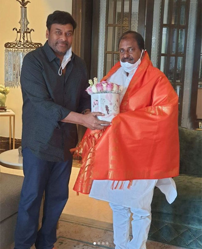 Somu Veerraju Meets Chiranjeevi