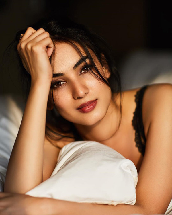 Sonal Chauhan getting huge remuneration