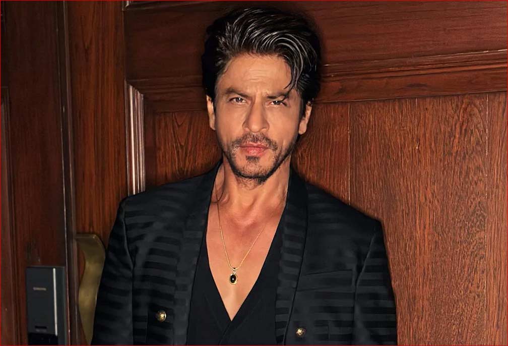 SRK  is keen on doing age-real roles