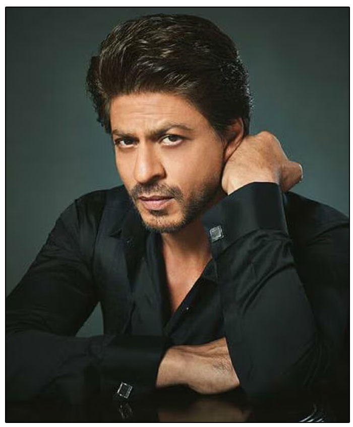 SRK Says He Quits Smoking To His Fans