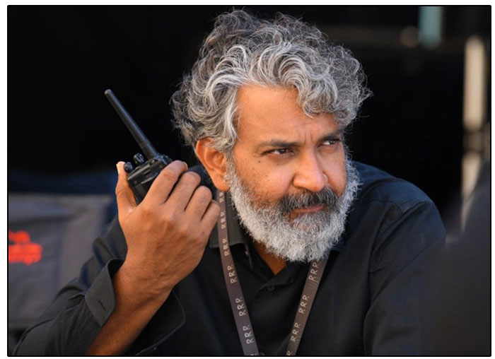 SSMB29: Rajamouli Animalistic Hint Sends Fans Into a Frenzy