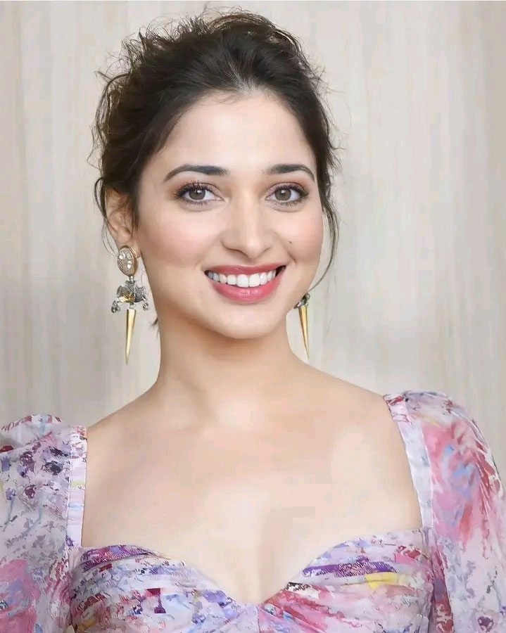 Tamannaah uncomfortable watching intimate scenes