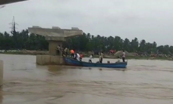 TDP Publicity Mania Reason for Boat Mishap/