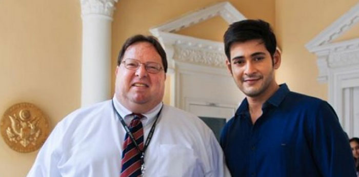 US Consulate Officer and Mahesh Babu