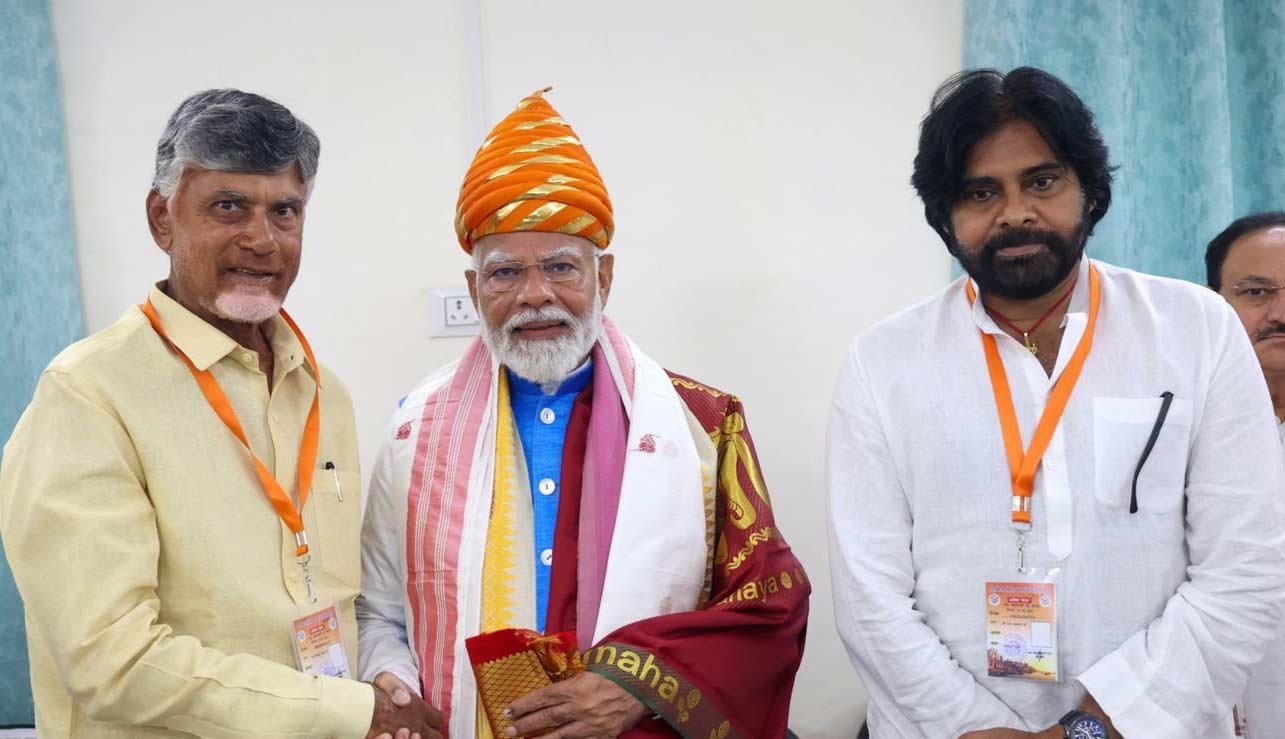 Varanasi: Modi files nomination, CBN, Pawan accompany